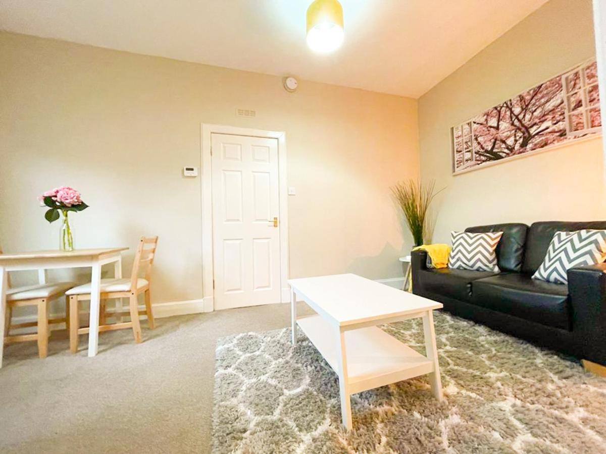 Quaint & Peaceful 1 Bed Mews Apt, West End Appartement